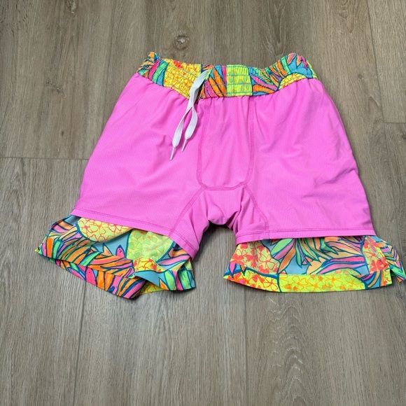 Chubbies The Hooligans Neon Pineapple
Swim Trunks Shorts - Picture 6 of 7